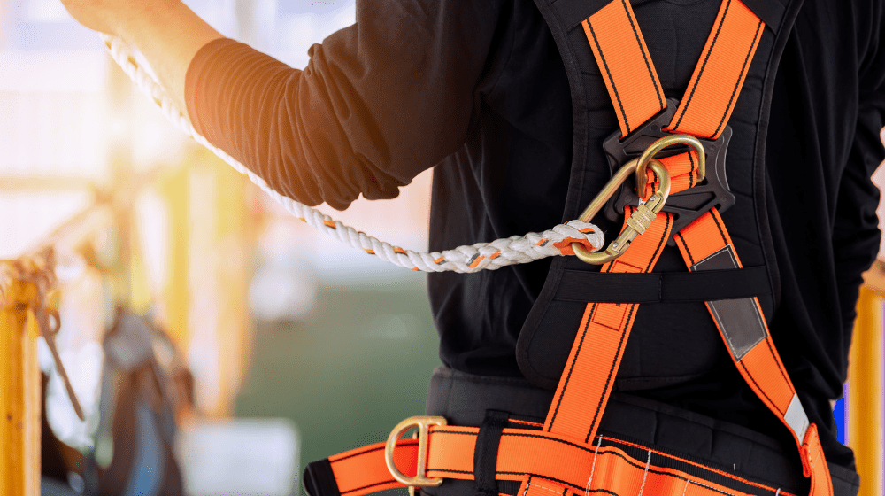 Équipements antichute : Les 5 erreurs courantes à éviter 2 negliger l inspection reguliere des equipements antichute
